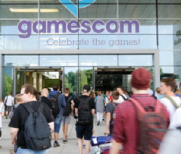 Gamescom 2016  PESsiä ja VR-illuusiota